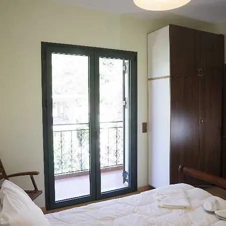 Elia Therissos Maisonettes 4*