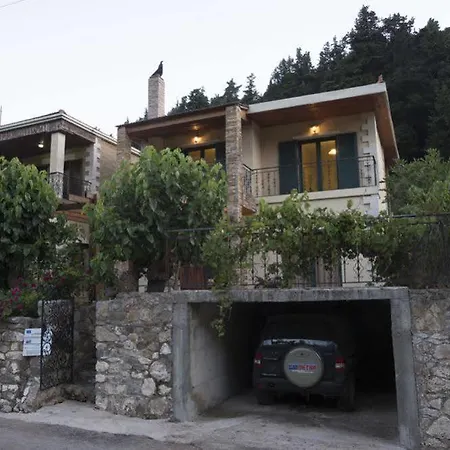Elia Therissos Maisonettes ホテル