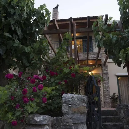 Elia Therissos Maisonettes 4*