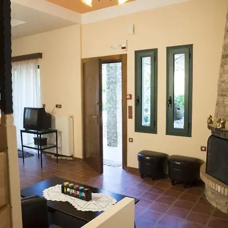 Elia Therissos Maisonettes