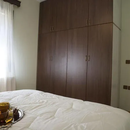 Elia Therissos Maisonettes ハニア